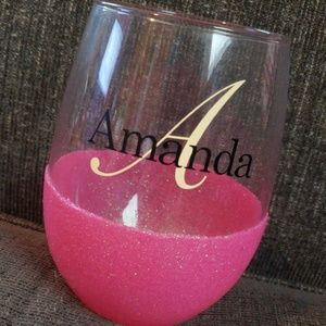 Glitter wine glass with name